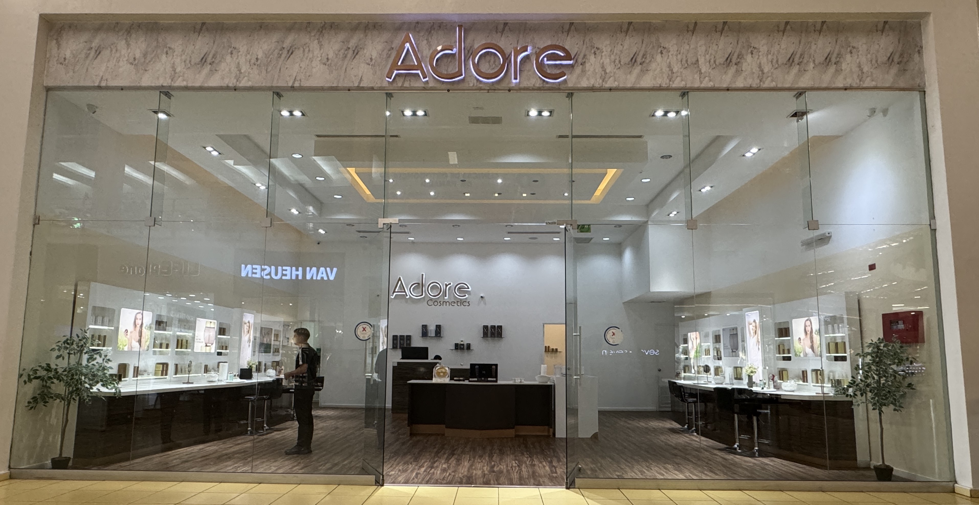 Adore